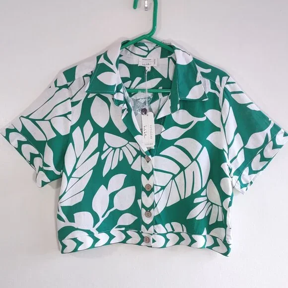 NWT Nicole Miller Linen Shirt Crop Jacket Tropical Button-Up Short Sleeve Size M - Picture 2 of 11